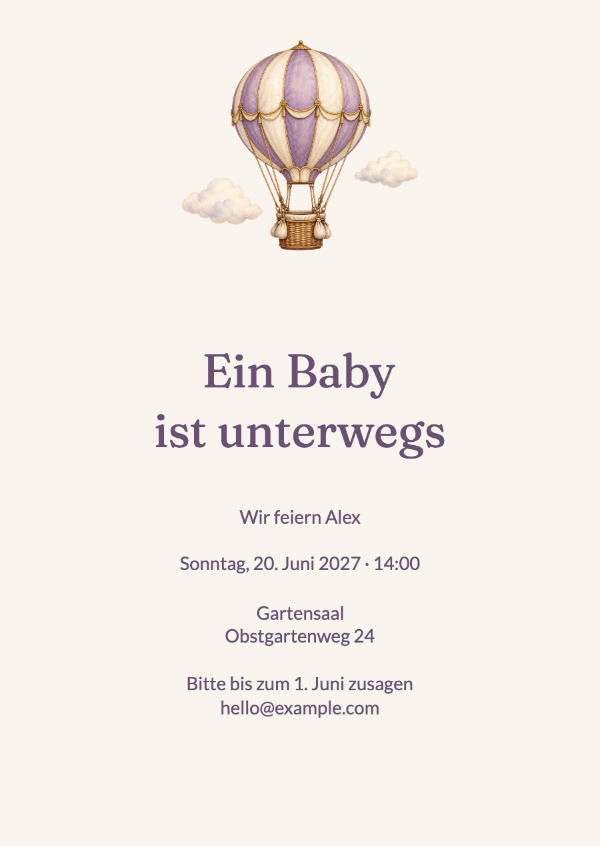 Auf ins kleine Märchen: Ein Märchenballon mit aufwendigem Muster und sanft schwebenden Wolken.