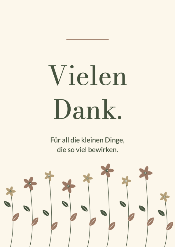 Aus dem Garten gepflückt: Zarte Wiesenstiele und kleine Blüten auf warmem Elfenbein.